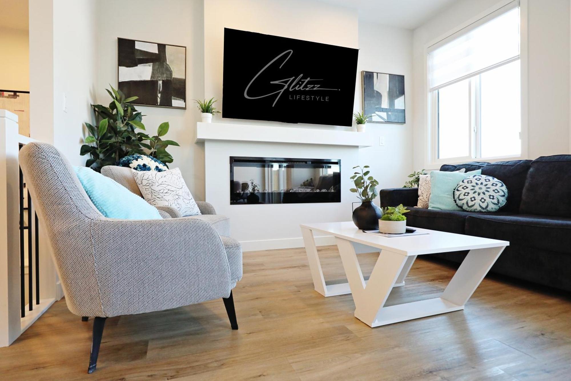 Stylish Home With 3 King Beds,Garage,Disney+ Edmonton Exteriör bild